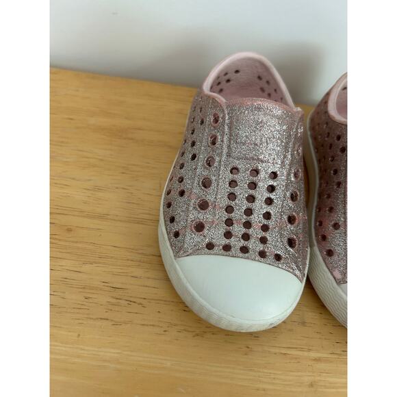 Native Jefferson Bling Glitter Slip-On Sneaker - Size 5 - Picture 3 of 9